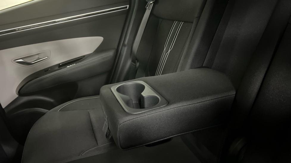 Rear Armrest/ Cup Holder