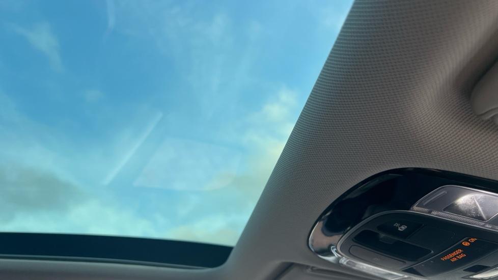 Panoramic Roof