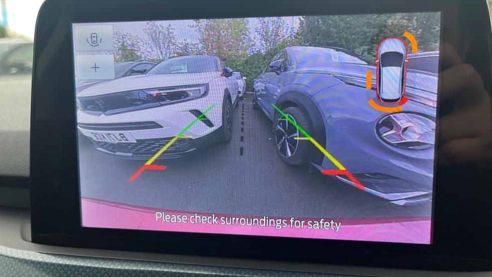 Reversing camera 