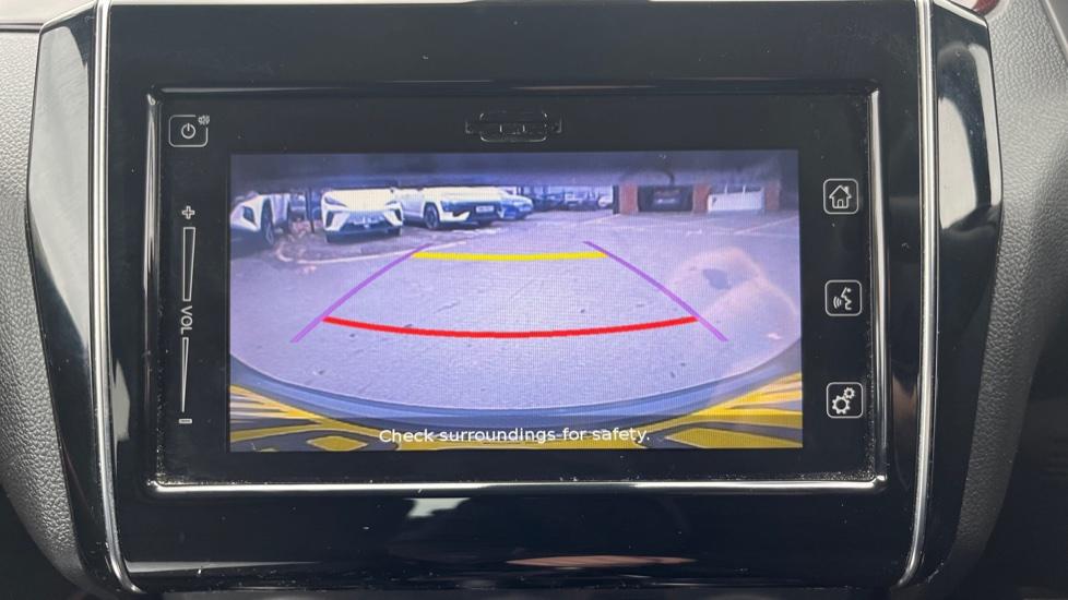 Reversing camera 