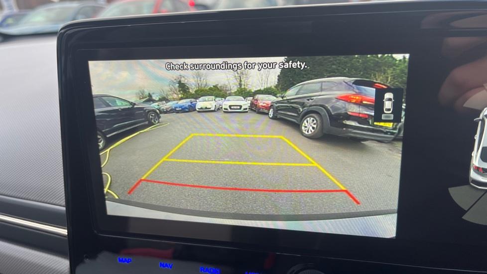 Reversing camera 