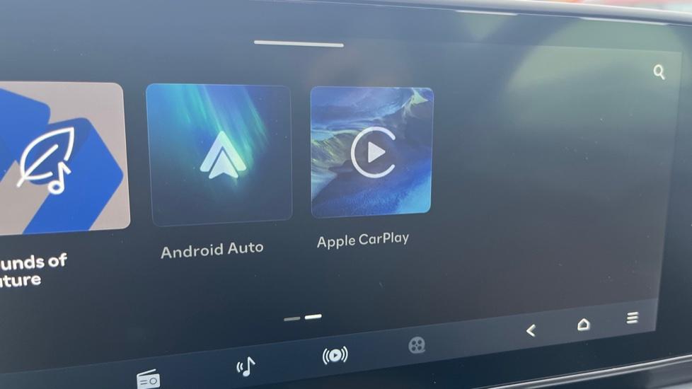 Apple Car Play