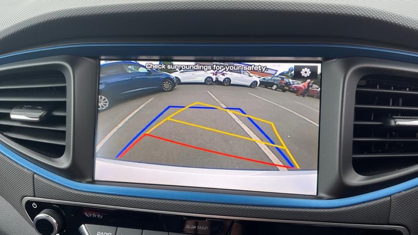 Reversing camera 