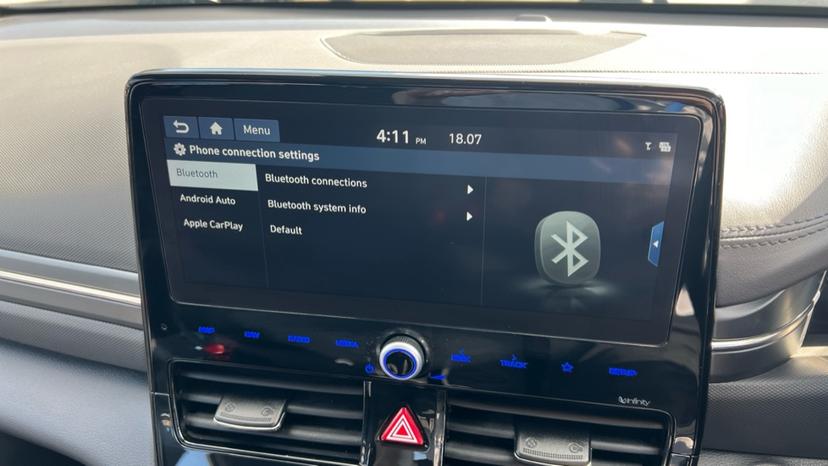 Apple Car Play & Android Auto