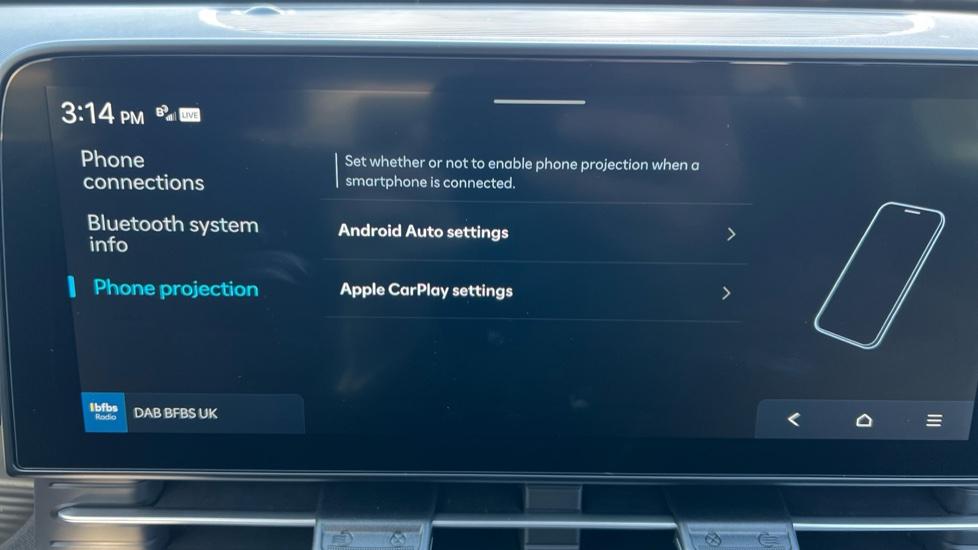 Apple Car Play & Android Auto