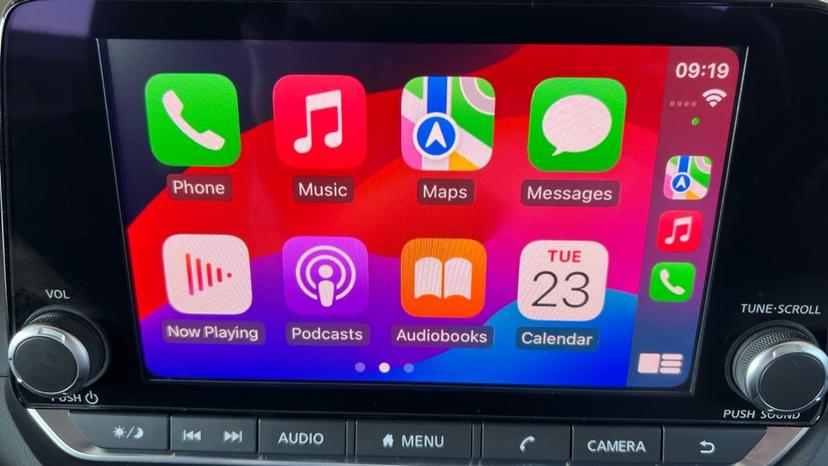 Apple Car Play