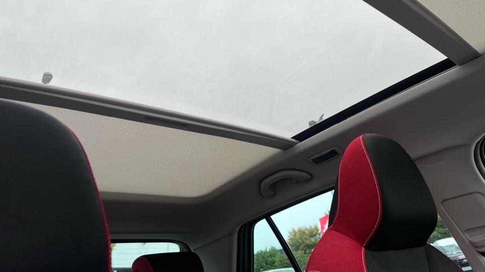 Panoramic Roof