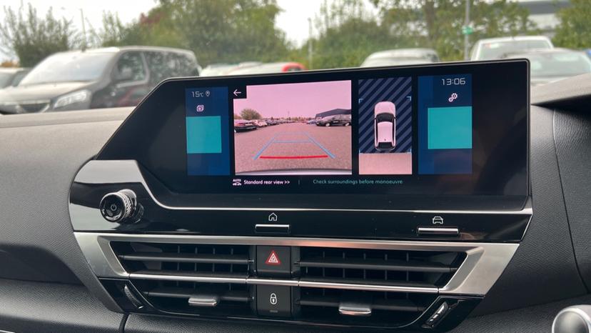 Reverse parking camera 