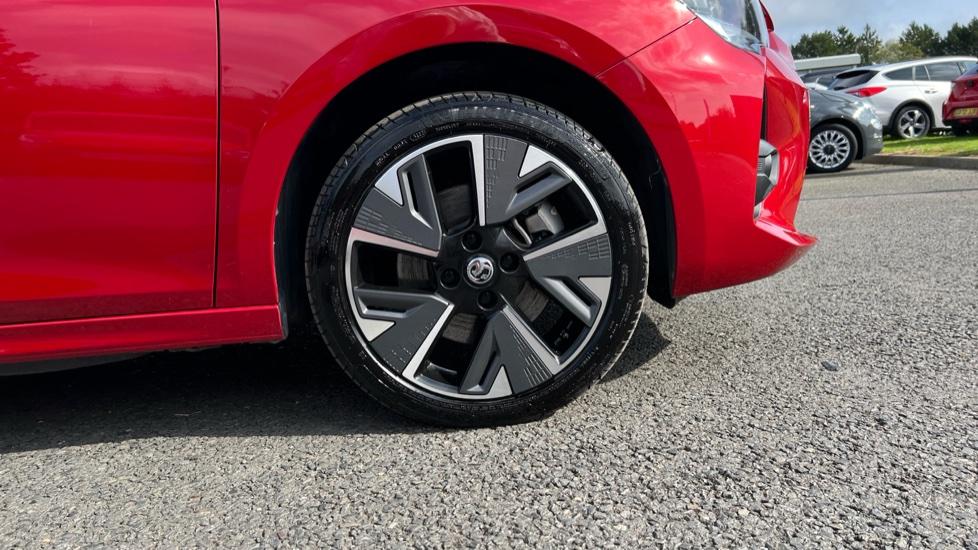 17” Alloy Wheels 