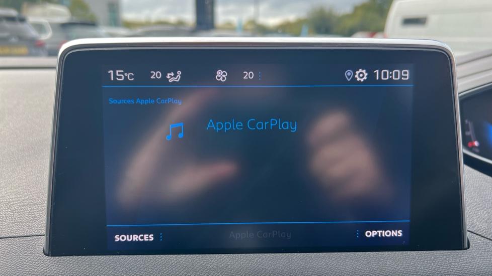 Apple car play 