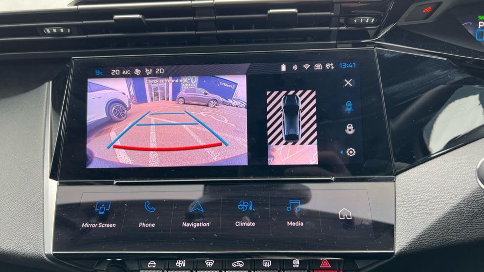 Reverse parking camera 