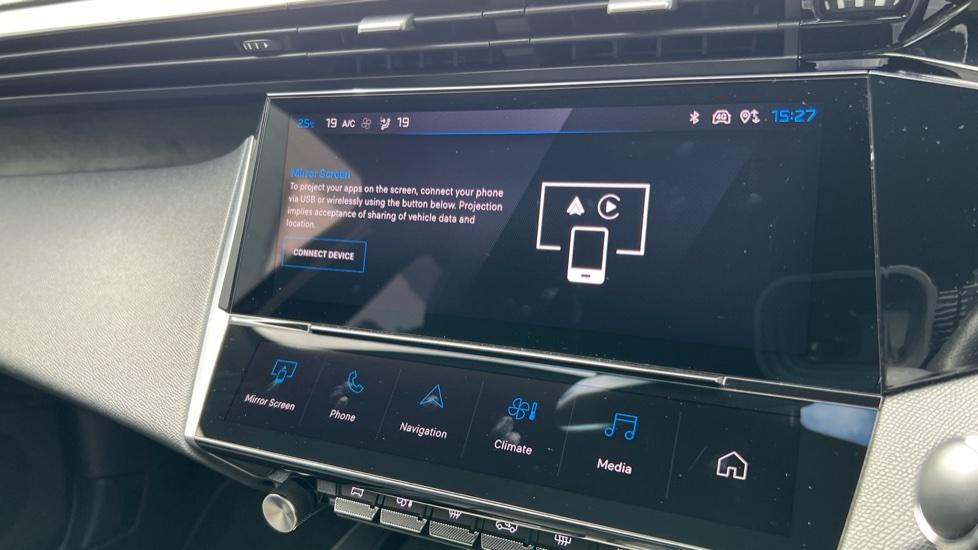 Apple CarPlay/Android Auto