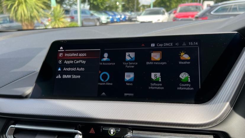 Apple CarPlay/Android Auto