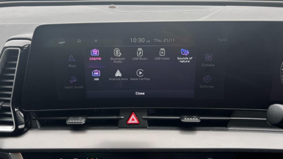 Apple Car Play & Android Auto