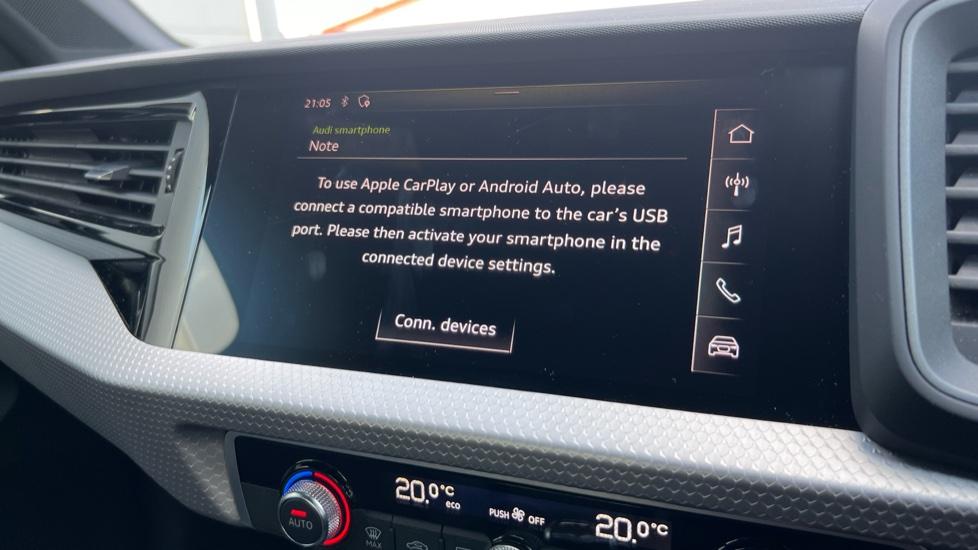 Apple Car Play & Android Auto