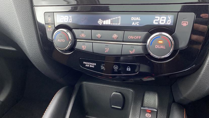 Dual climate control 