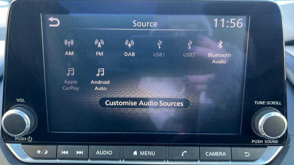 Apple Car Play & Android Auto