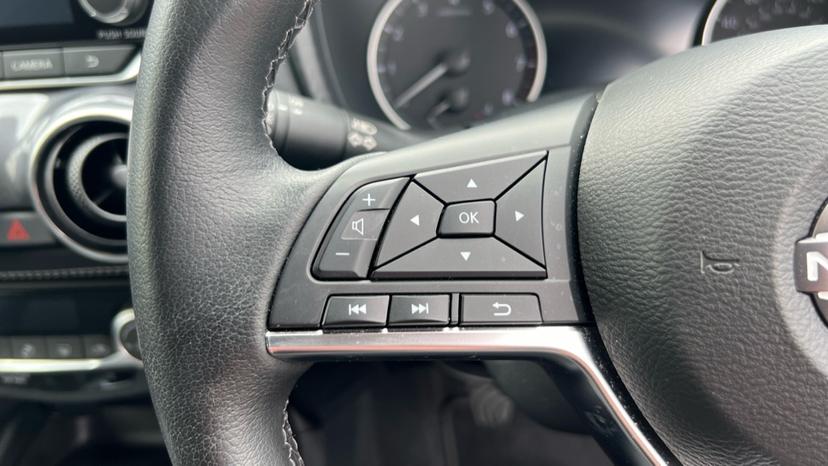 steering wheel controls 