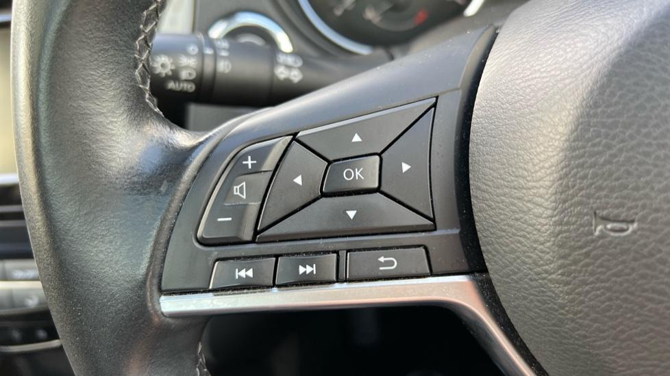 steering wheel controls 