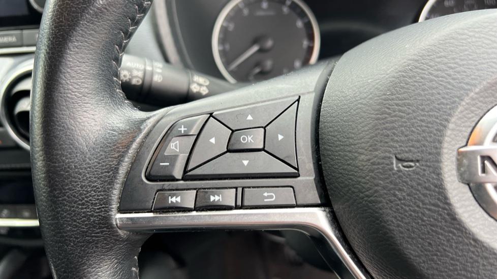 steering wheel controls 