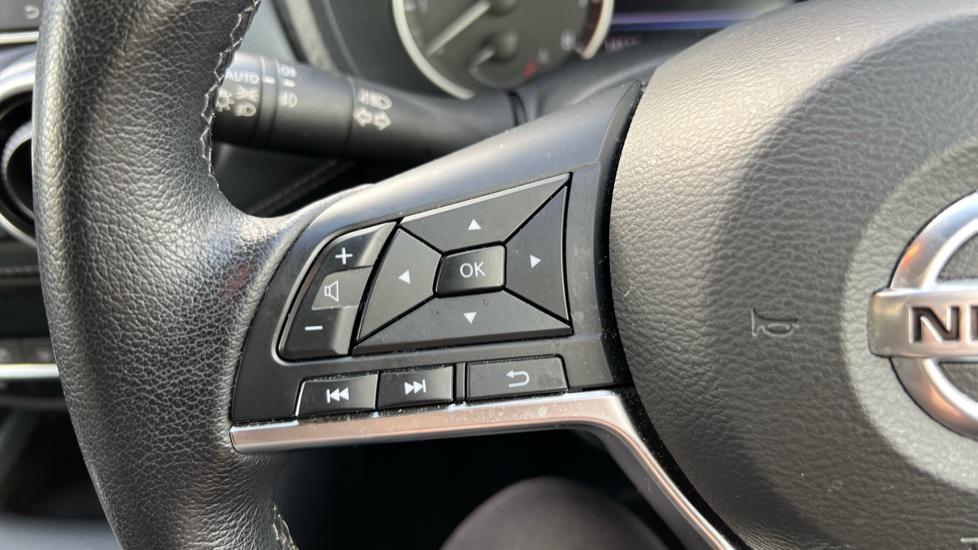 steering wheel controls 