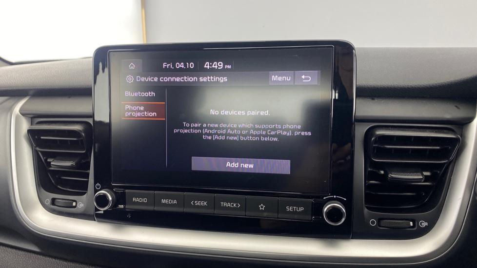 Apple Car Play & Android Auto