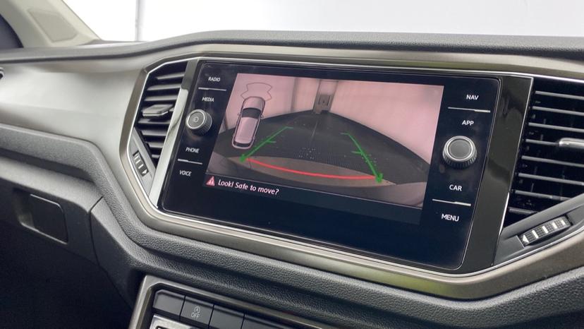 Rear view camera and android auto 