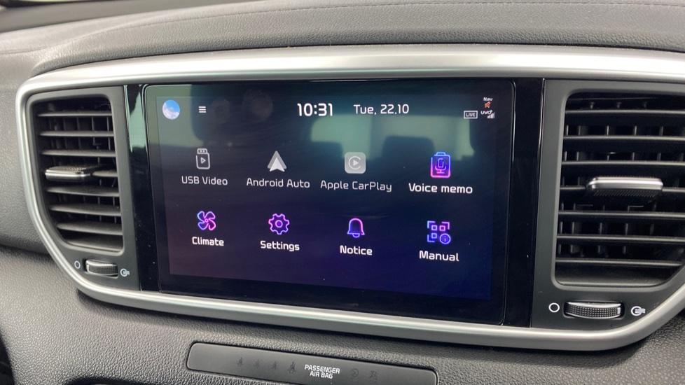 Apple Car Play & Android Auto