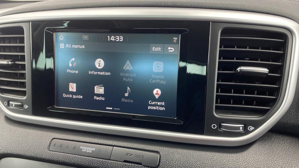 Apple Car Play & Android Auto