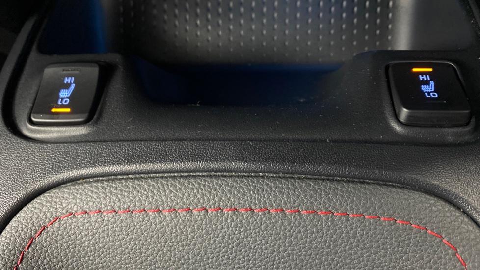 heated/cooled seats 