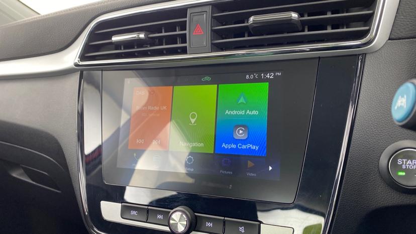 apple CarPlay and android auto 