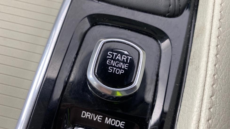 twist button start 