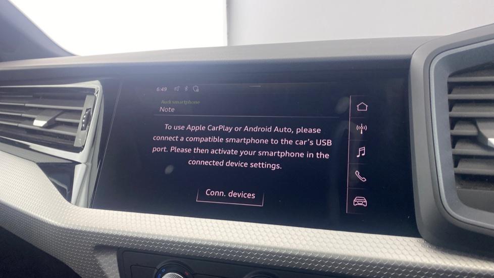 Apple Car Play & Android Auto