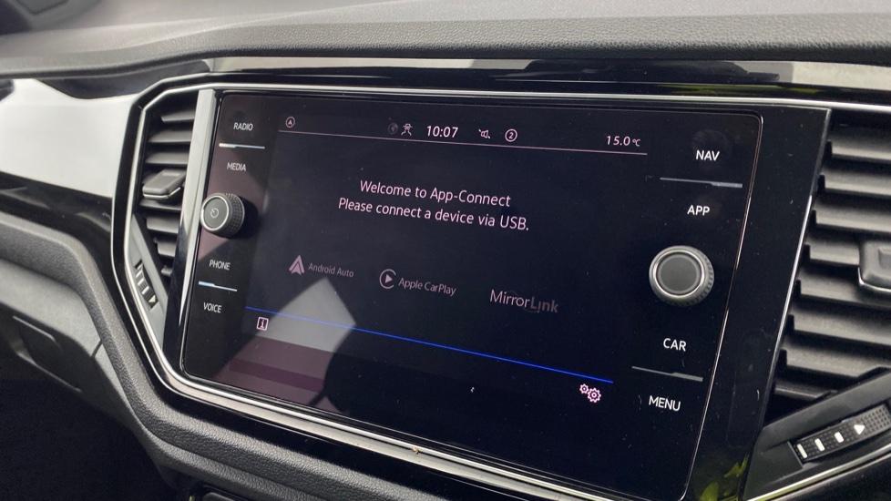 Apple Car Play & Android Auto