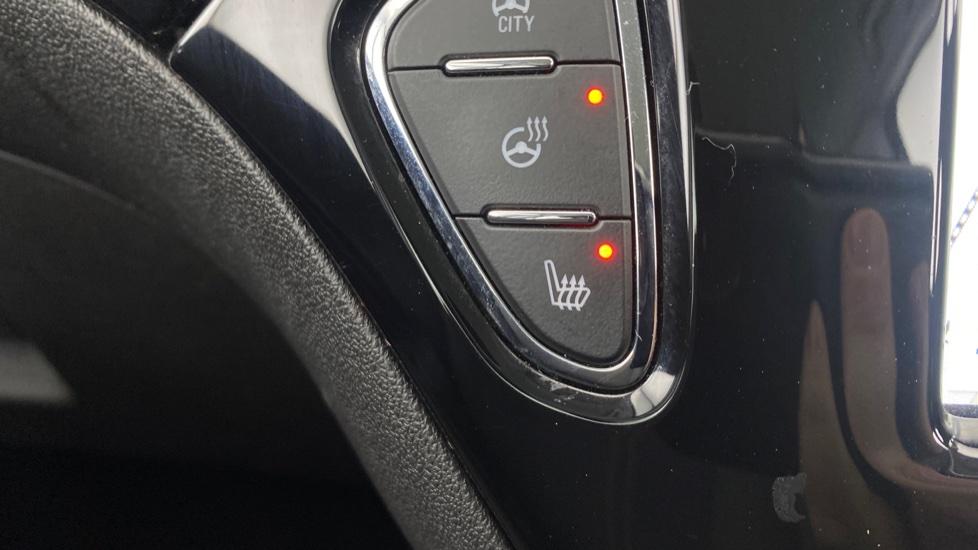 heated Seats and steering wheel 