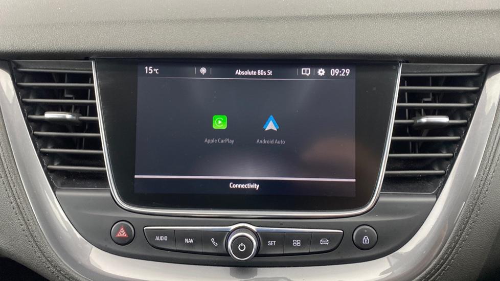 Apple Car Play & Android Auto