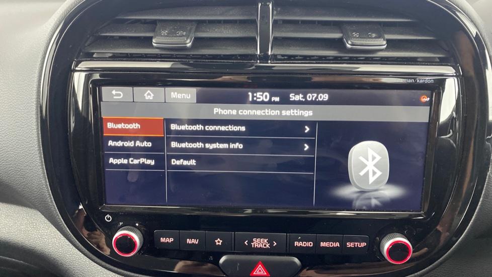 Apple Car Play & Android Auto