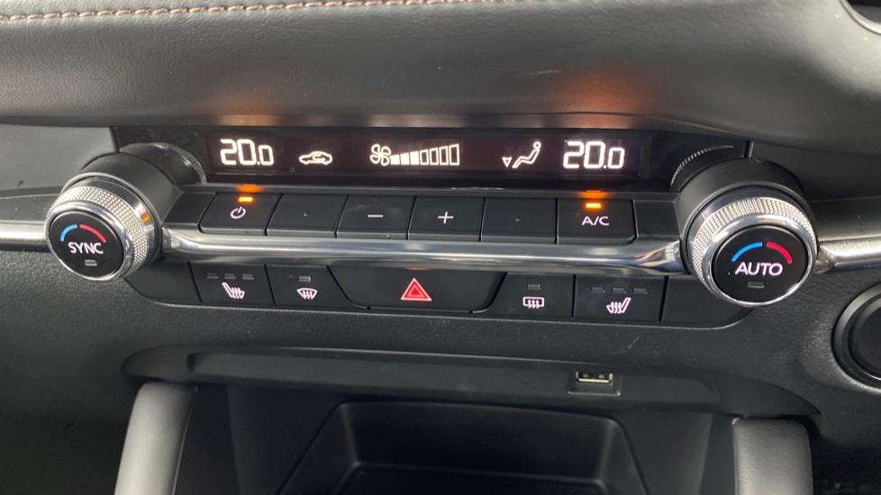 air conditioning and dual Climate control 