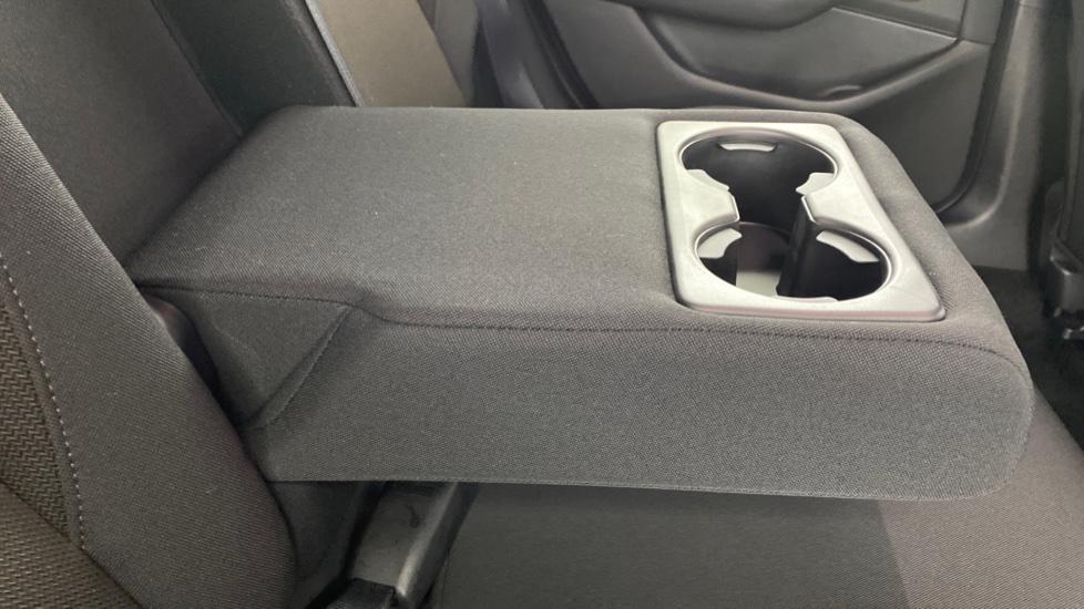 Rear Armrest/ Cup Holder