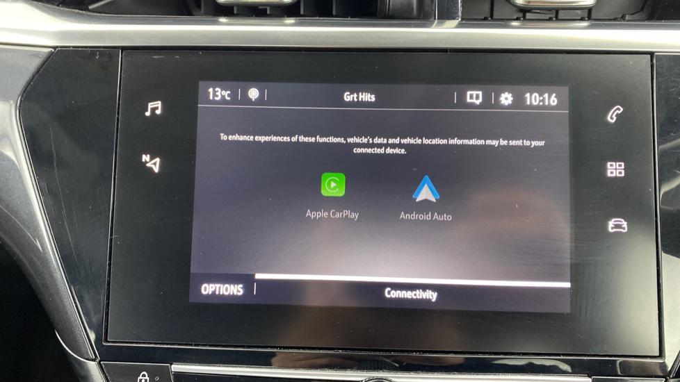 Apple Car Play & Android Auto