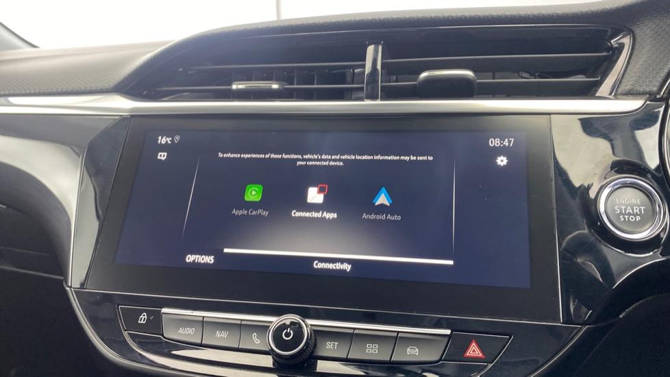 Apple Car Play & Android Auto