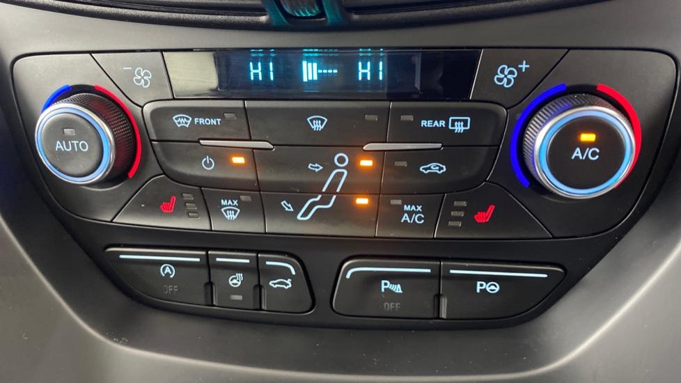 air conditioning and dual Climate control 