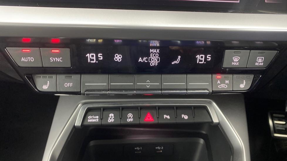 air conditioning and dual Climate control 