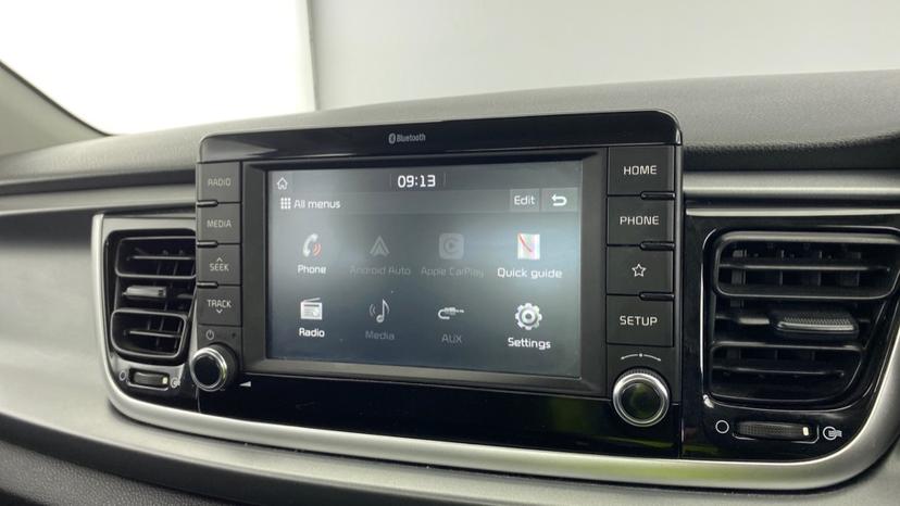 apple CarPlay and android auto 