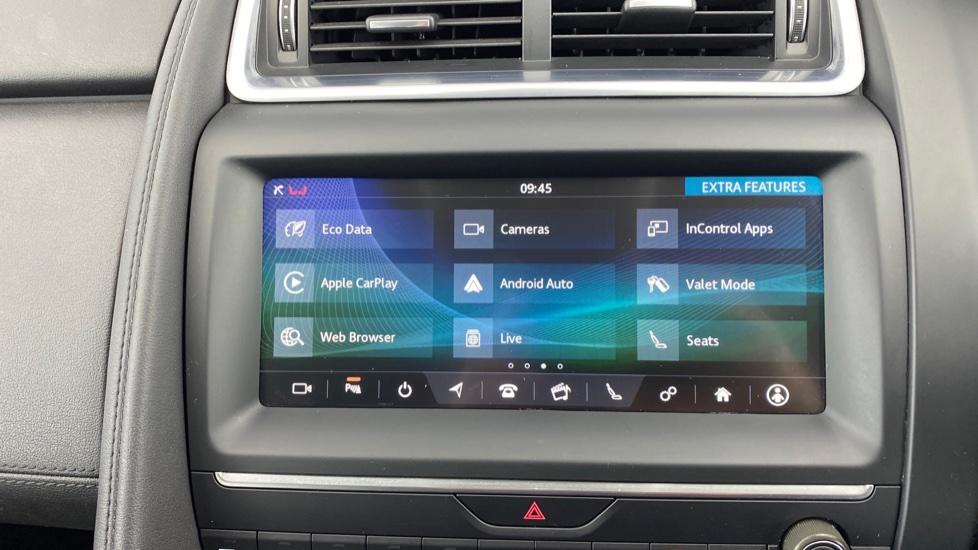 Apple Car Play & Android Auto