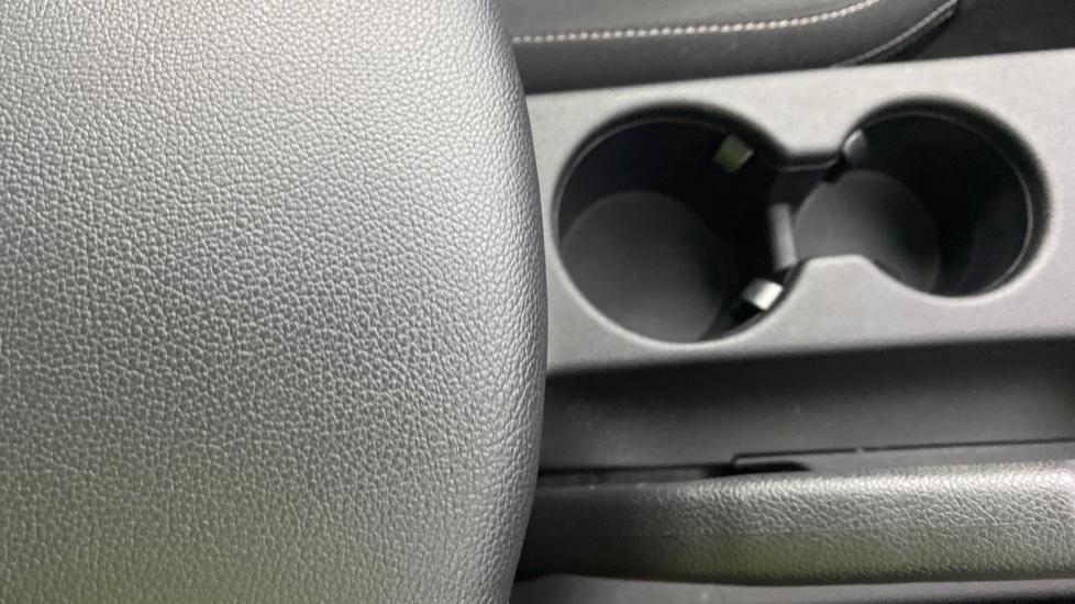 Rear Armrest/ Cup Holder