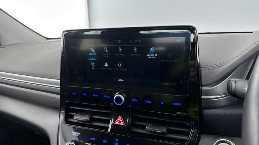 Apple CarPlay and android auto 