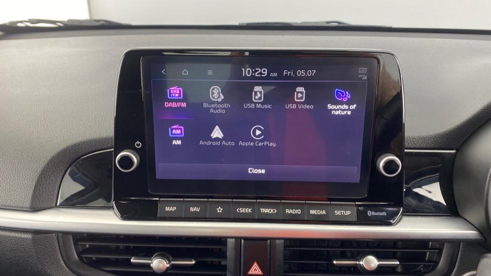 Apple Car Play & Android Auto