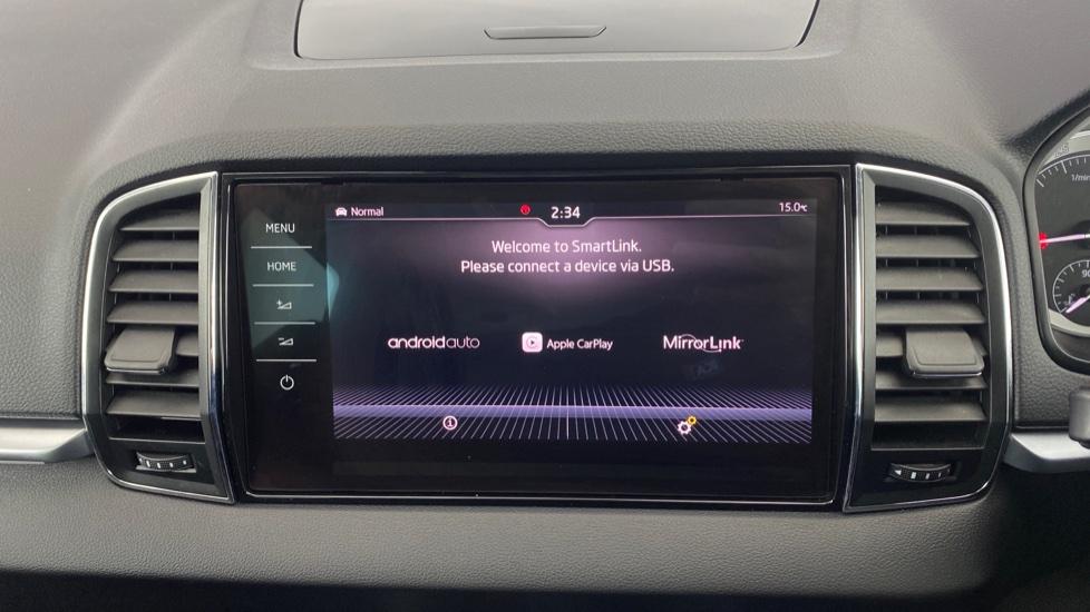 Apple Car Play & Android Auto