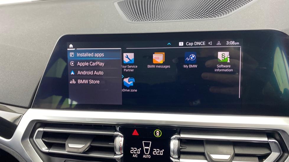 Apple Car Play & Android Auto